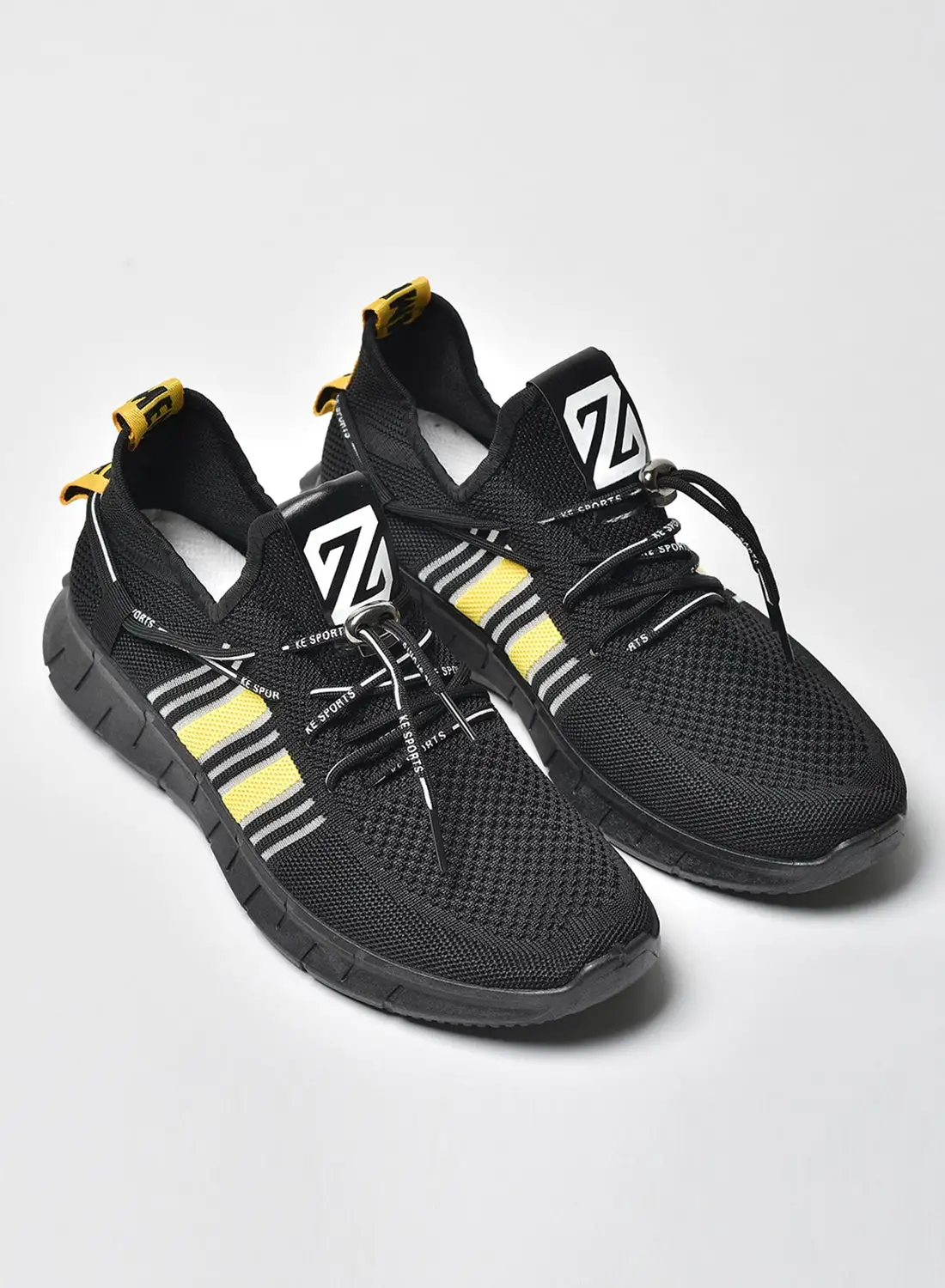 QUWA Mesh Detail Lace-Up Low Top Sneakers Black/Yellow