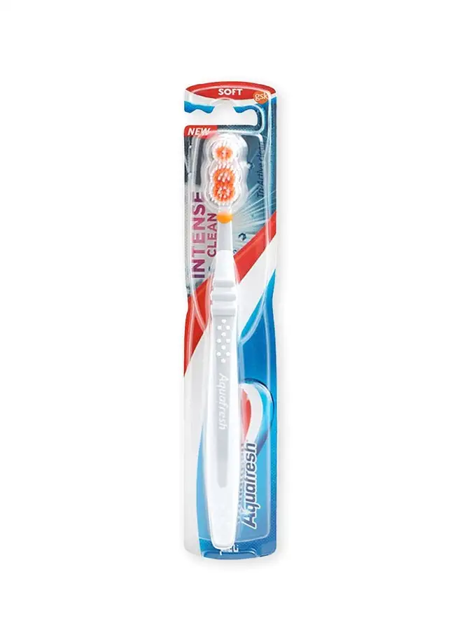 Aquafresh Intense Clean Soft Toothbrush Multicolour