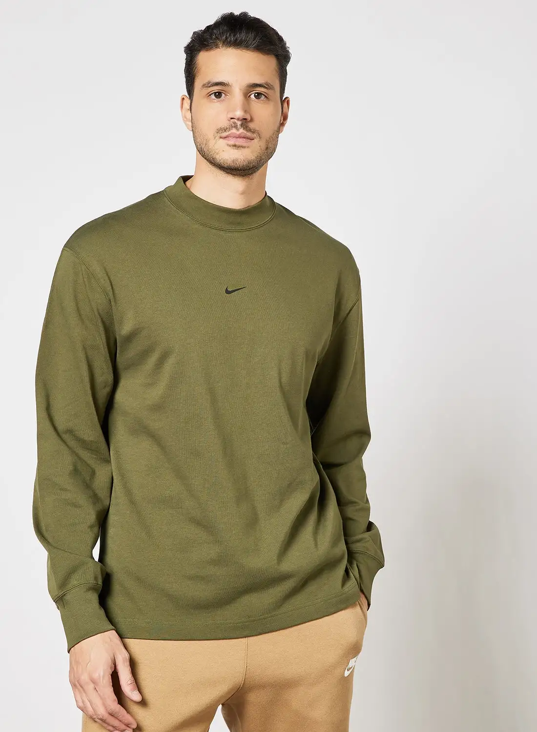 Nike Sportswear Style Essentials Long Sleeve T-Shirt Green