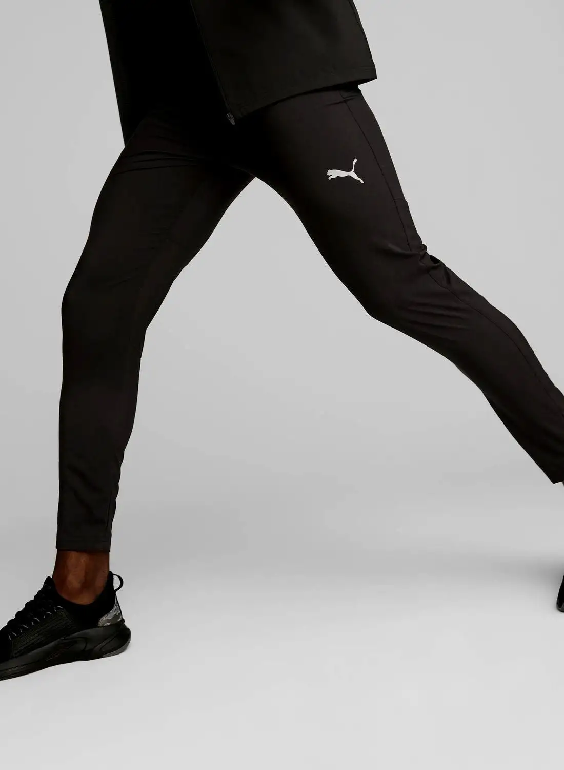 PUMA Run Favorite Tapered Sweatpants