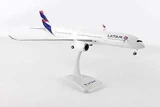 Daron Hogan Latam A350-900 1/200 W/Gear