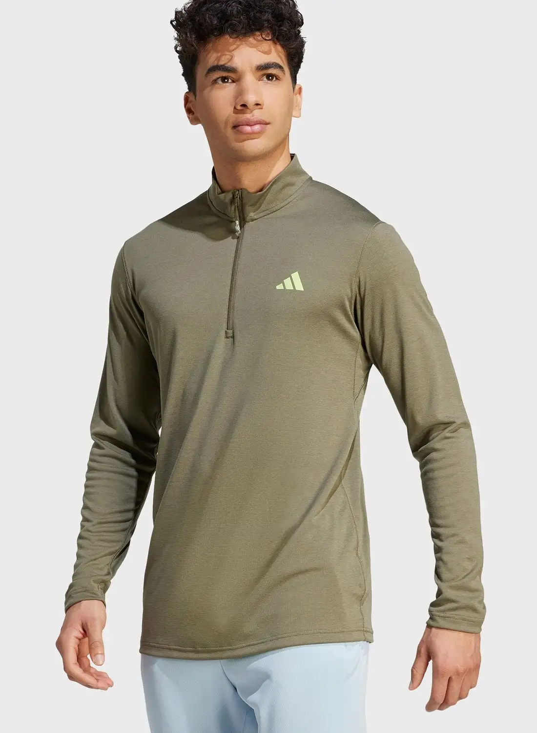 سويت شيرت Adidas Train Essentials بسحاب 1/4