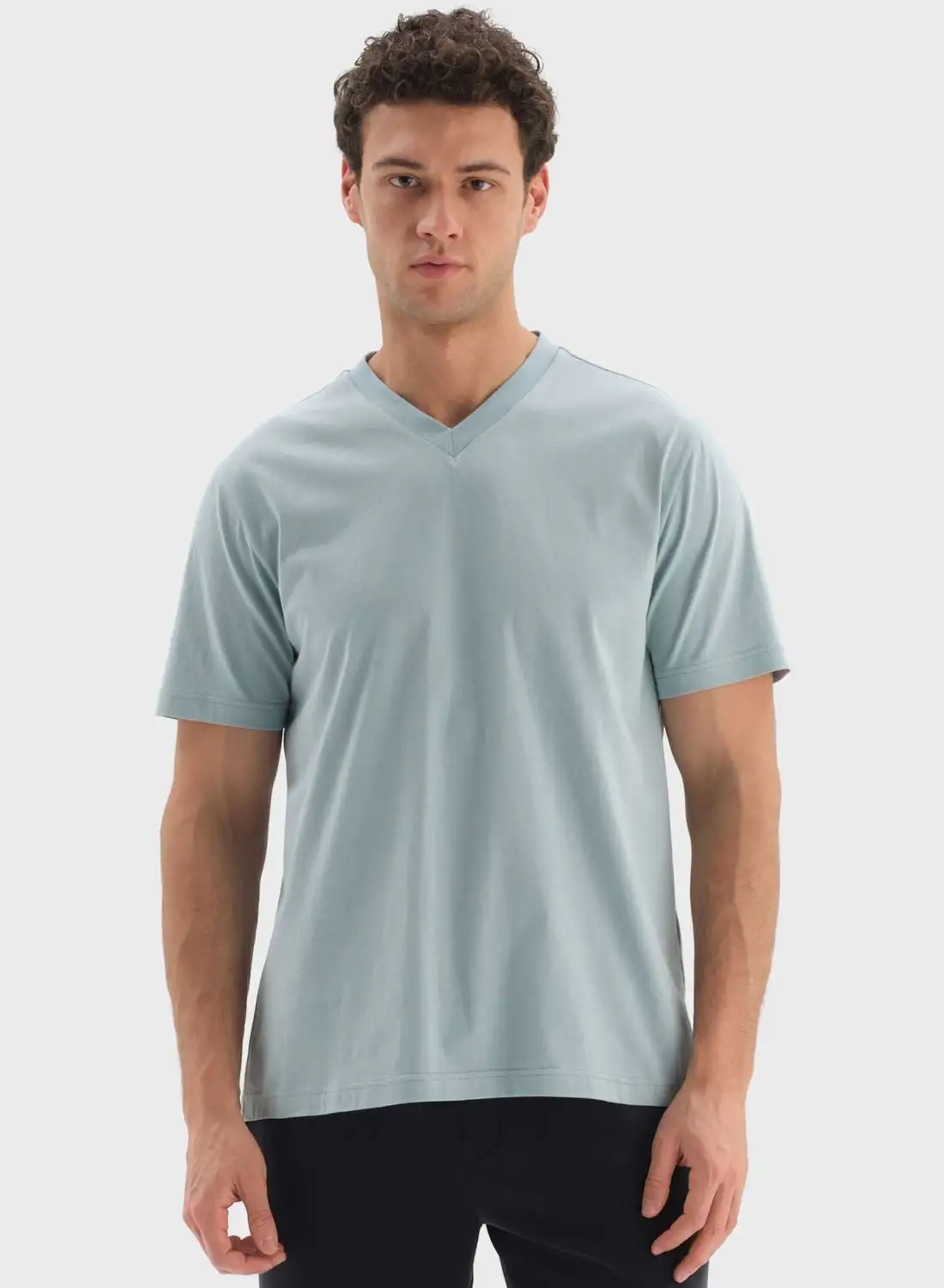 dagi Essential V-Neck T-Shirt