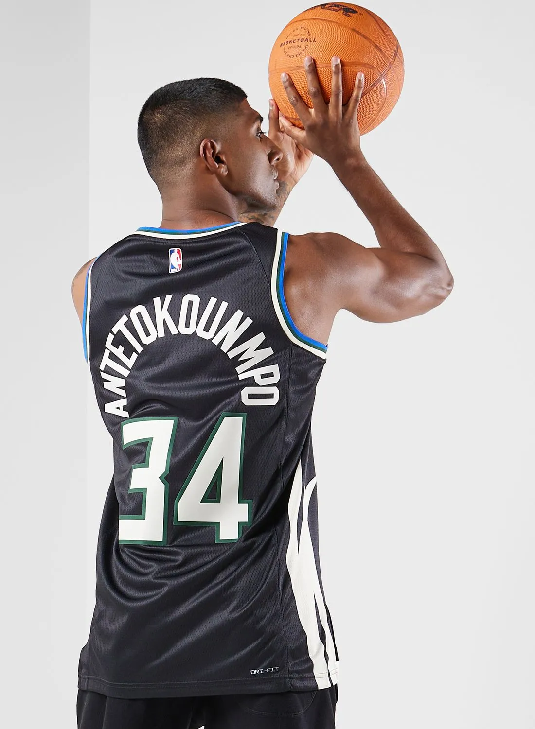 Nike Milwaukee Bucks Statement Jersey