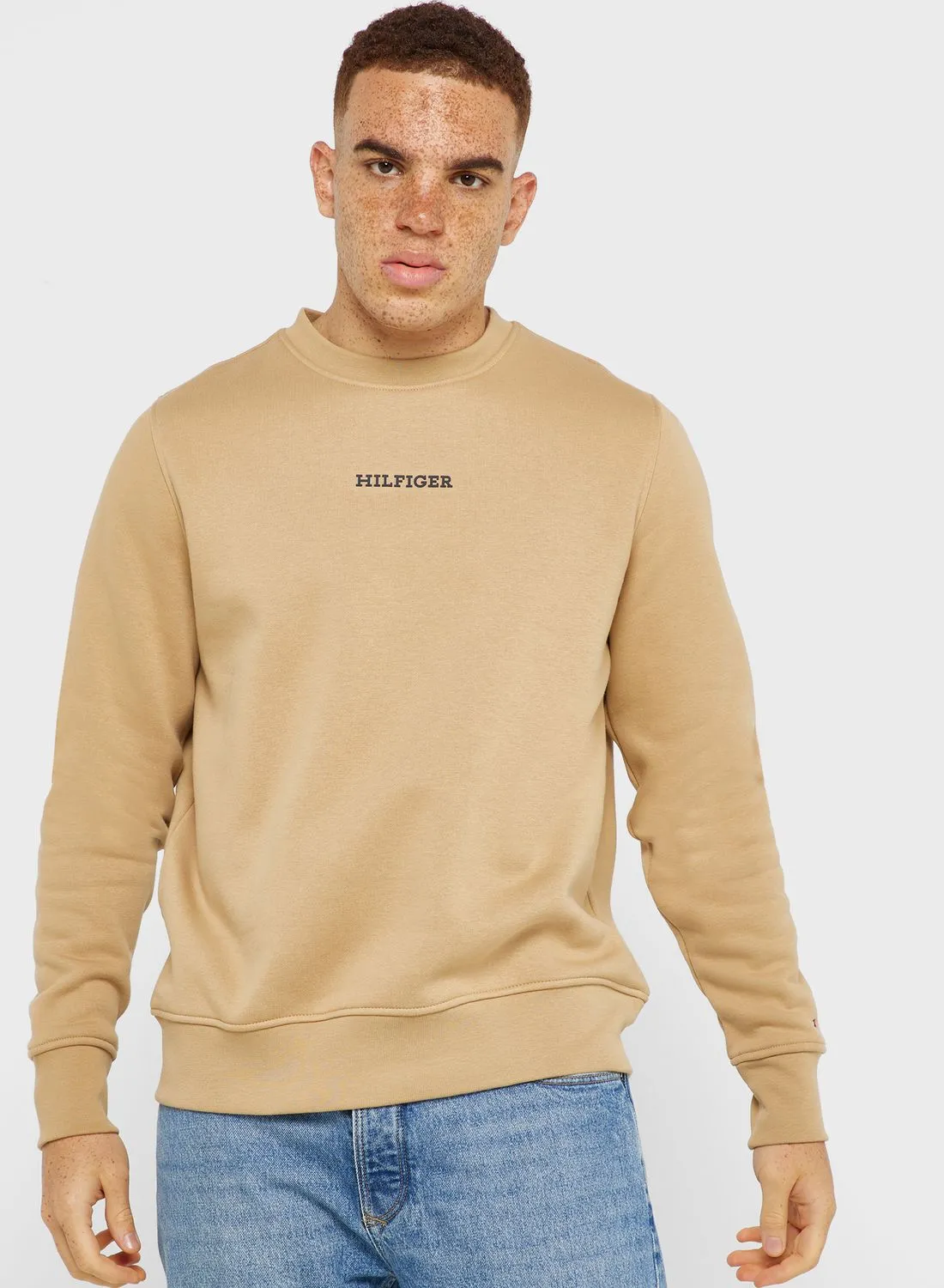 TOMMY HILFIGER Logo Sweatshirt