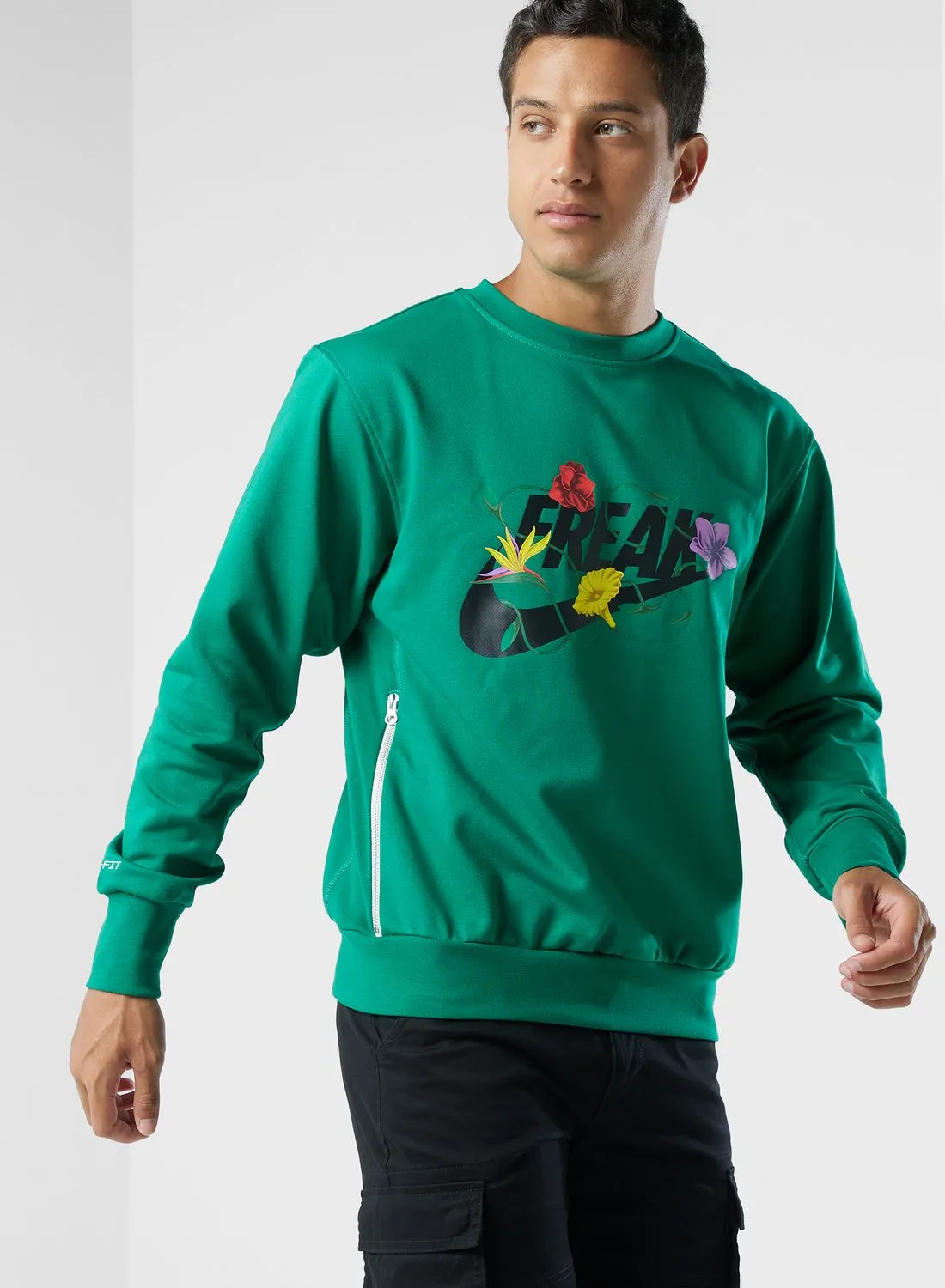 Nike Essential Sweatshirt