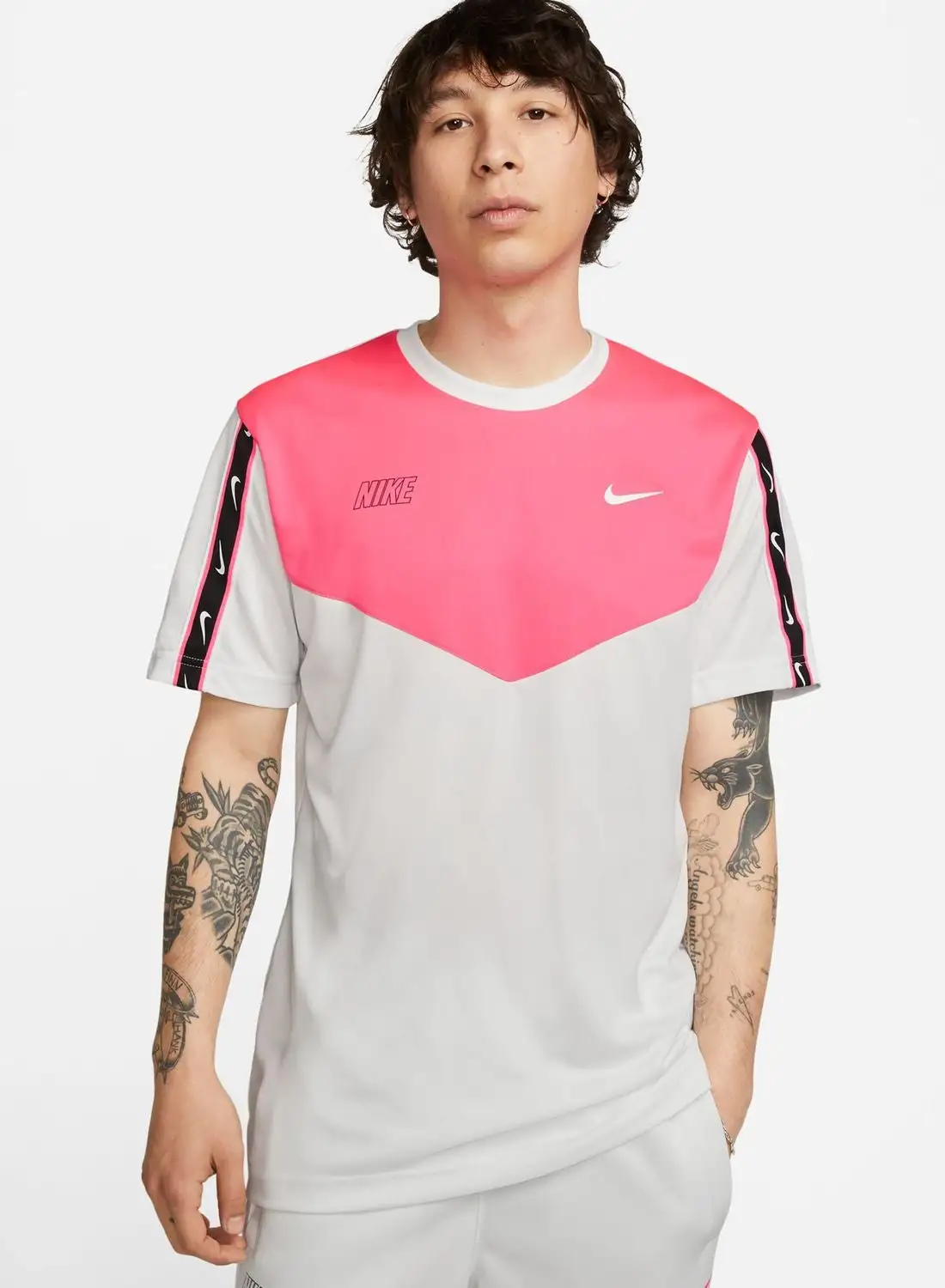 Nike Nsw Repeat T-Shirt