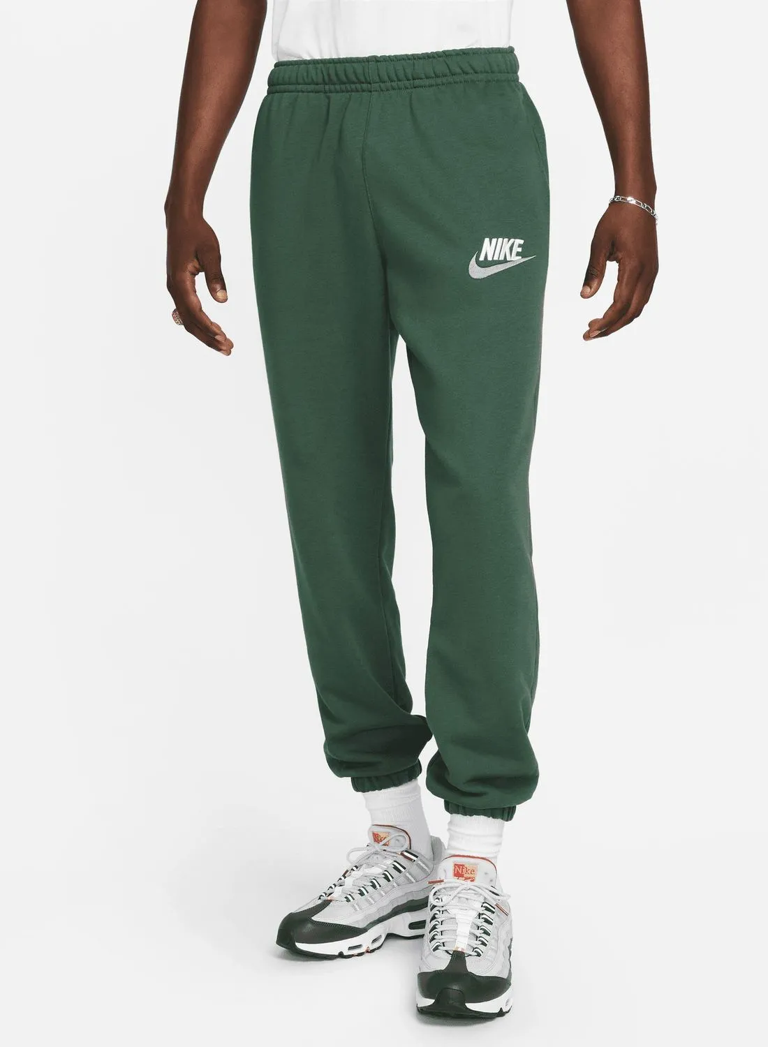 Nike Essential Club Pants