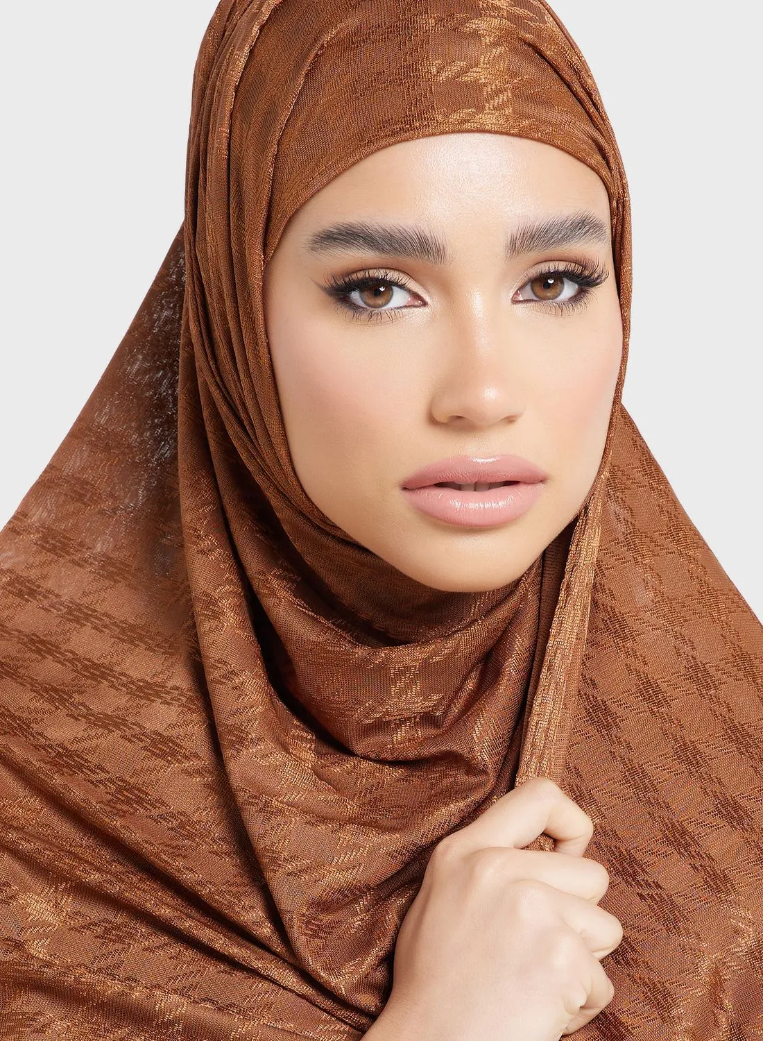 Khizana Houndstooth Long Hijab Scarf