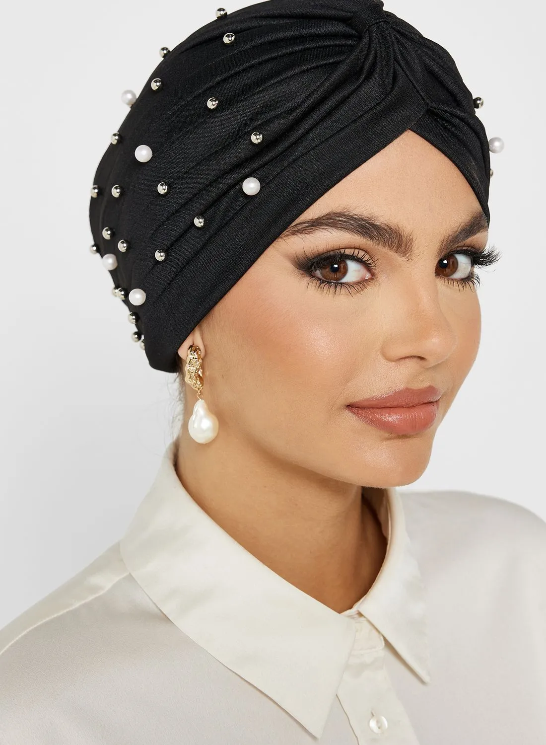 Khizana Pearl Detail Turban