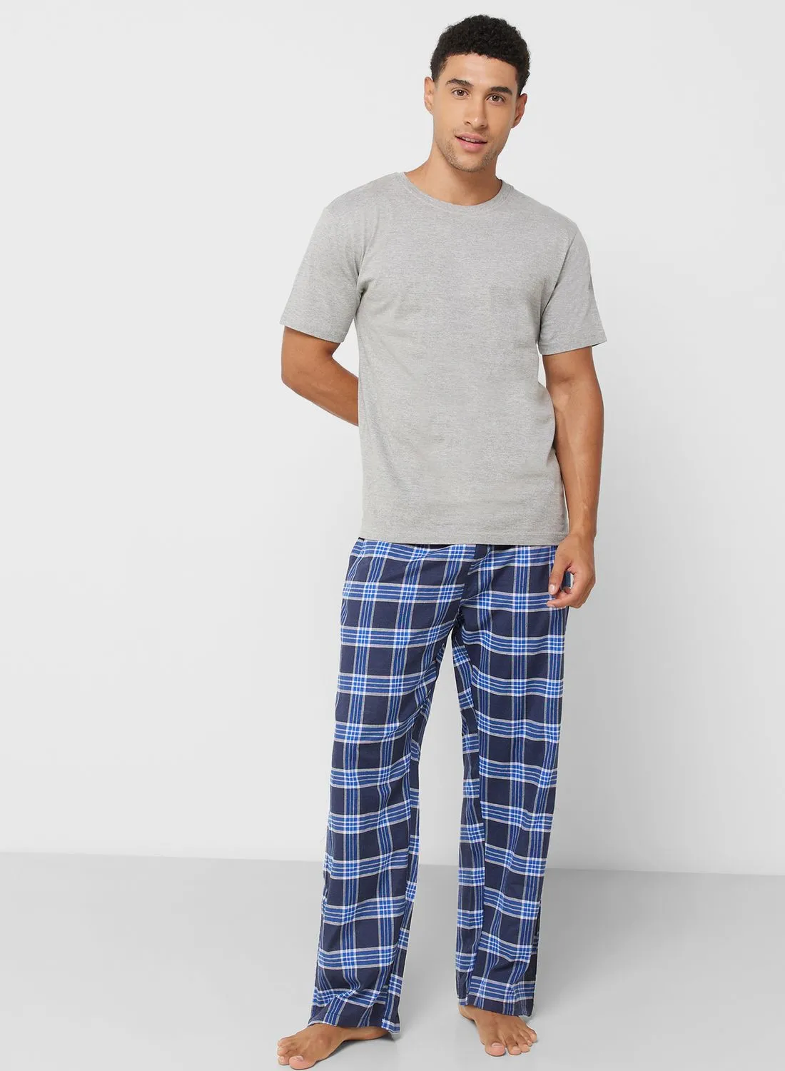 Seventy Five Men'S Foxbury Jersey Short Sleeve T-Shirt & Woven Pants