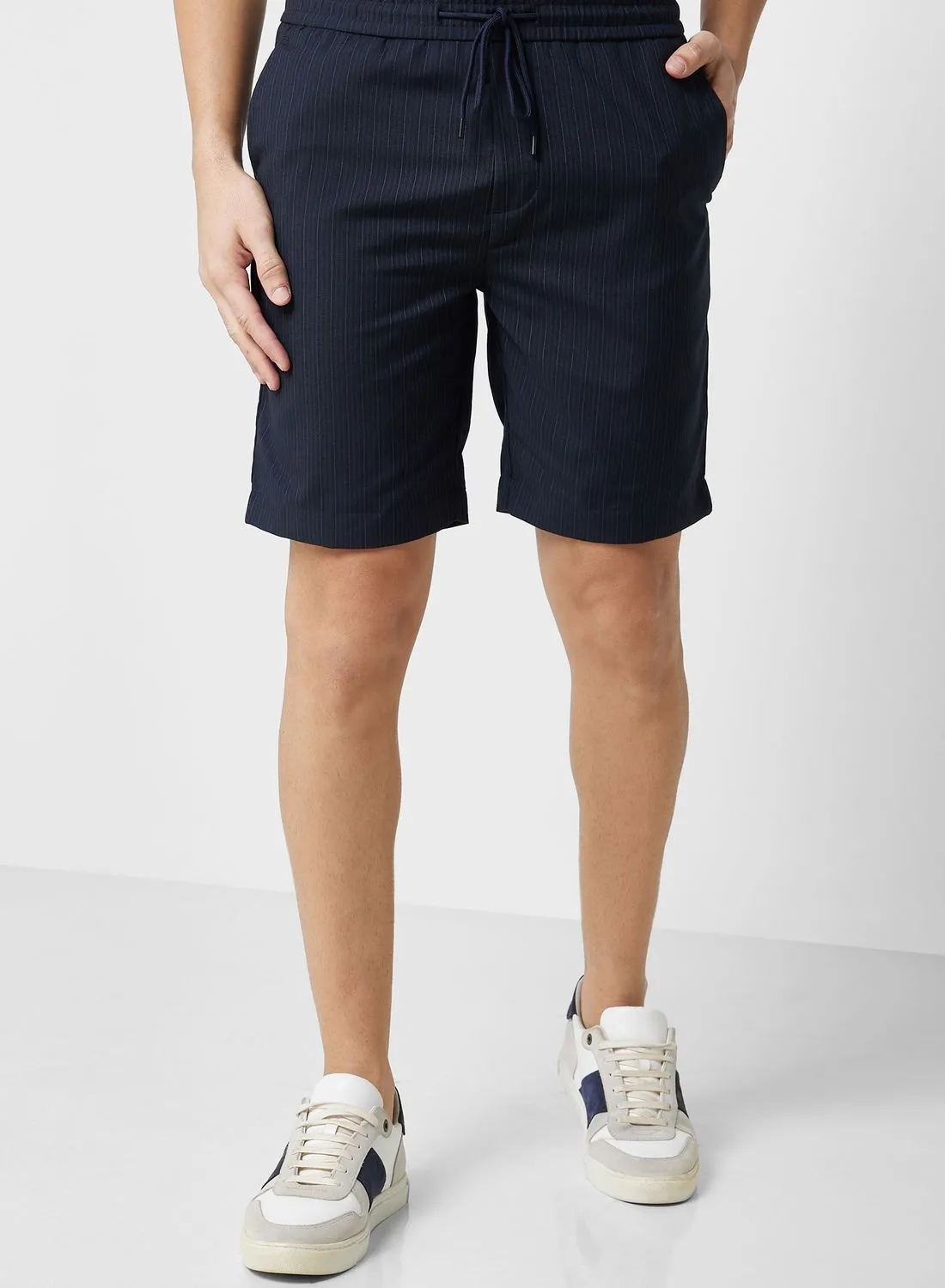 Robert Wood Smart Short