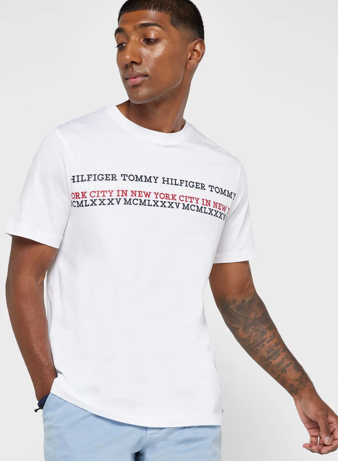 TOMMY HILFIGER Logo Crew Neck T-Shirt