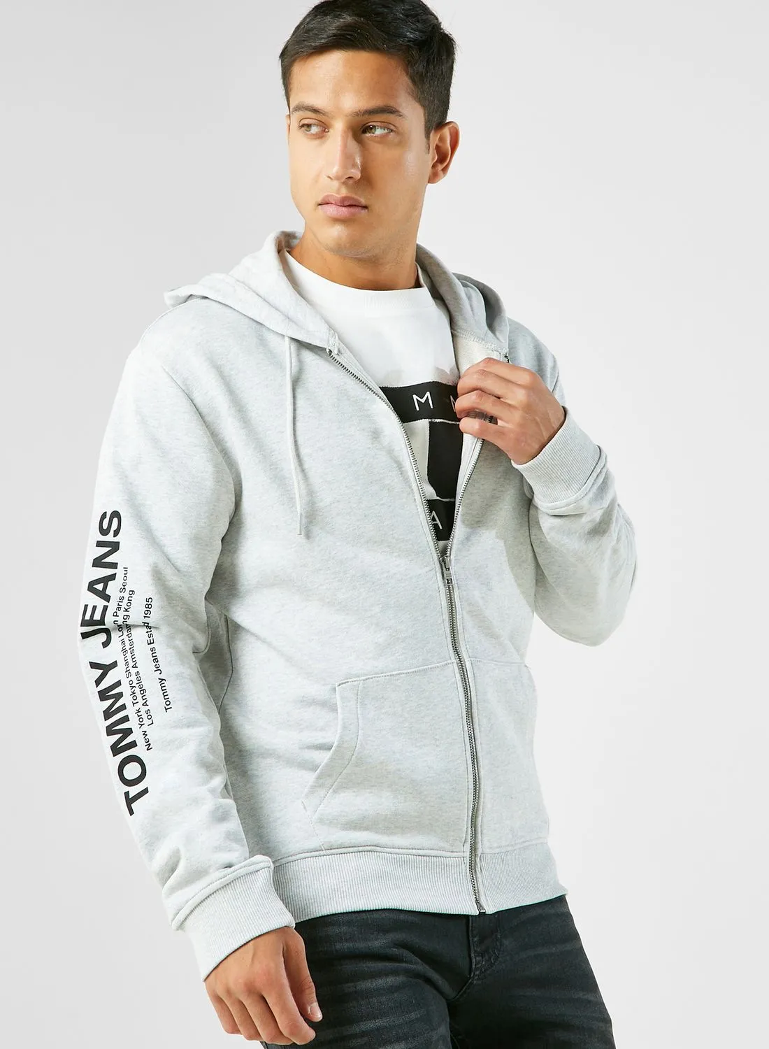 TOMMY JEANS Graphic Zip Through Hoodie