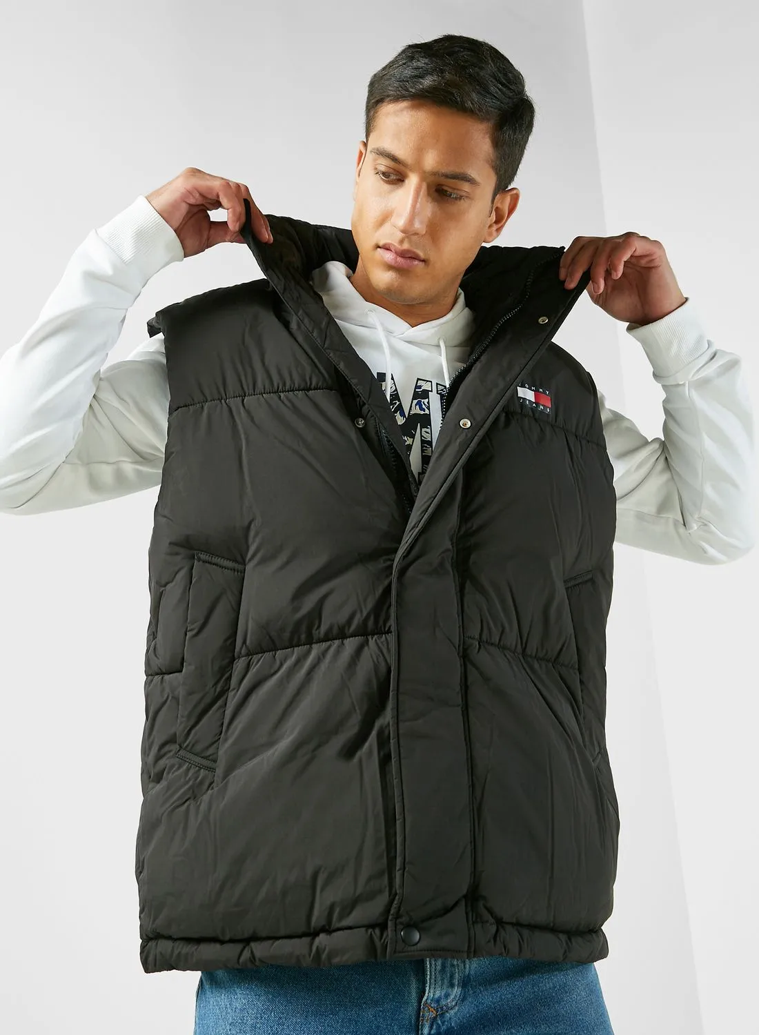 TOMMY JEANS Logo Puffer Vest Jacket