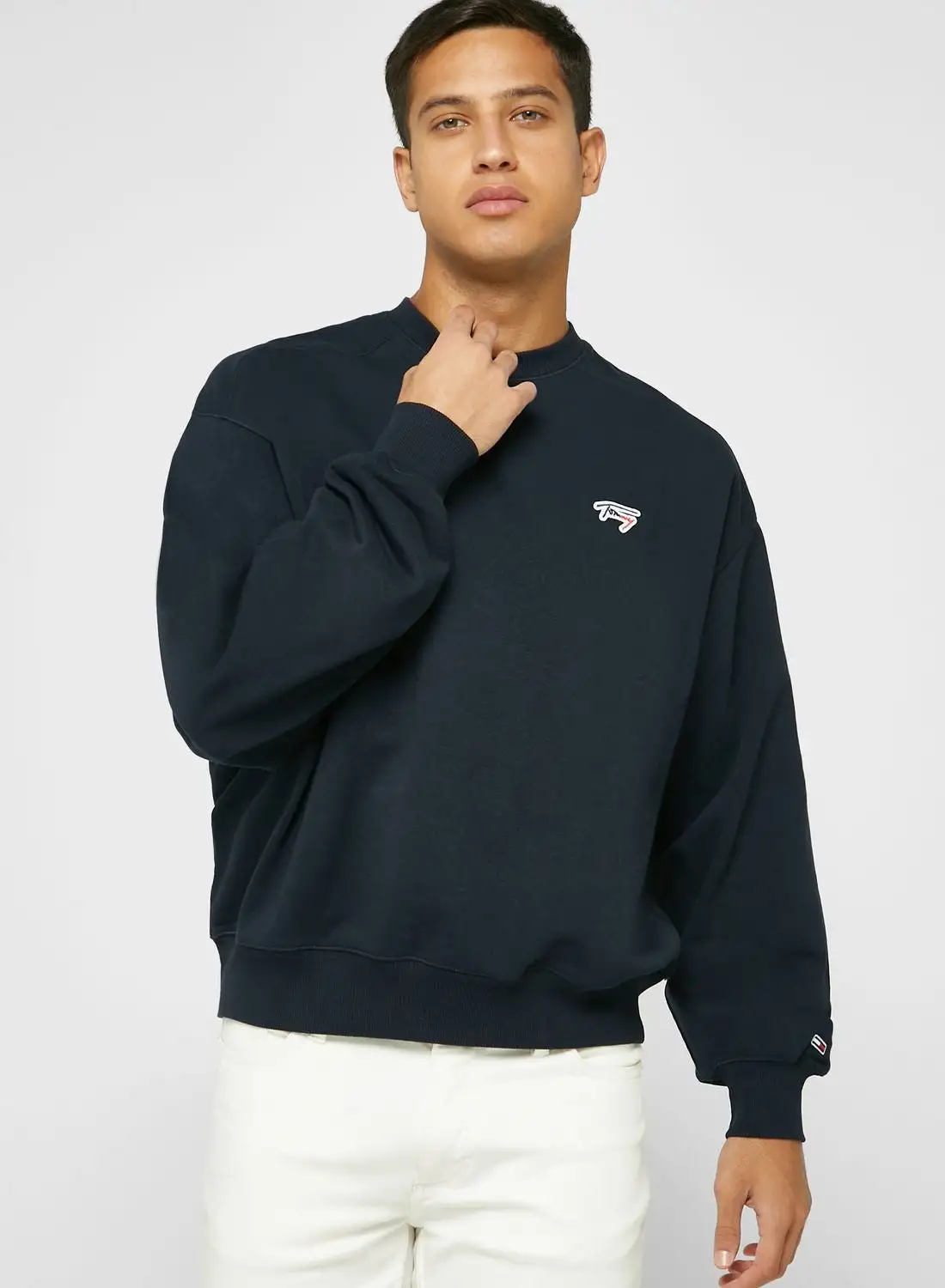 TOMMY JEANS Essential Crew Neck Sweatshirt