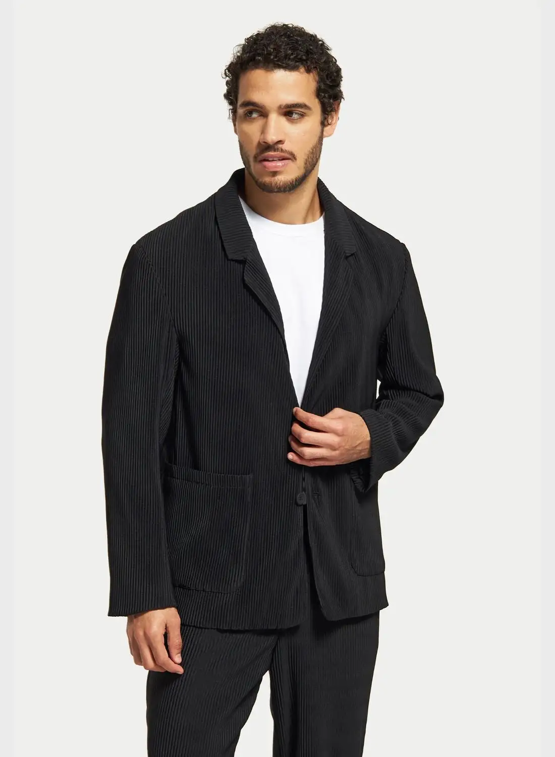 Iconic Essential Slim Fit Blazer