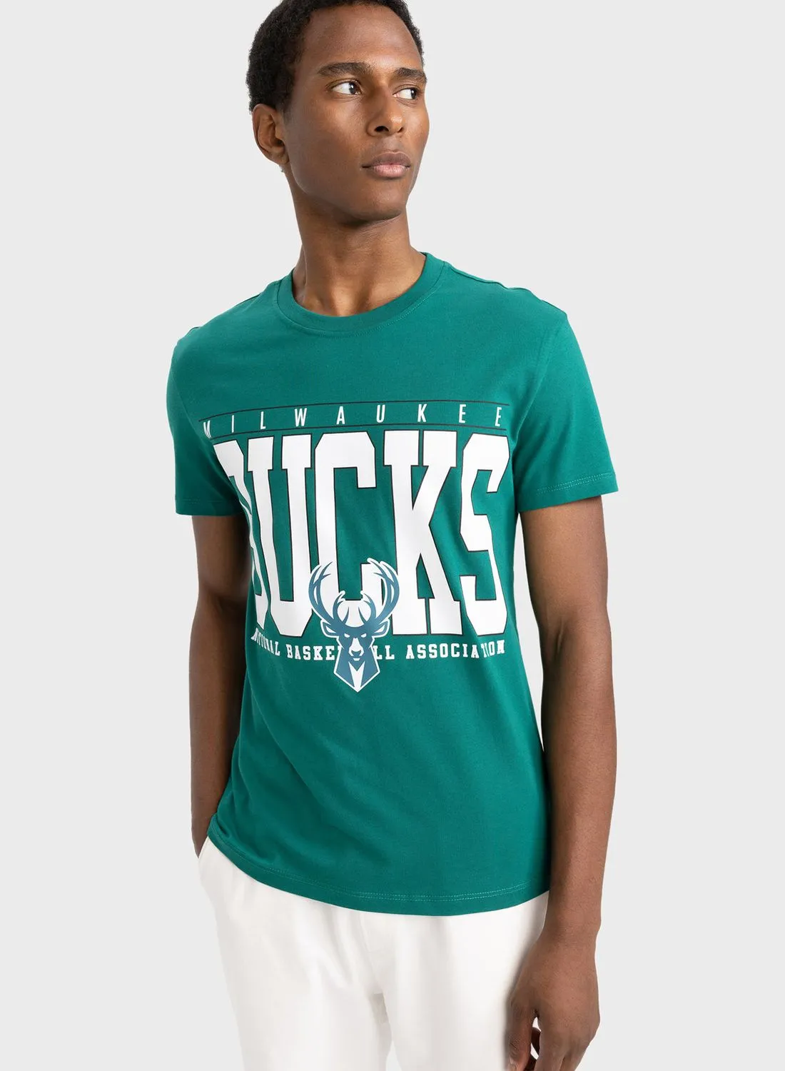 DeFacto Defacto Fit NBA Milwaukee Bucks Regular Fit T-Shirt