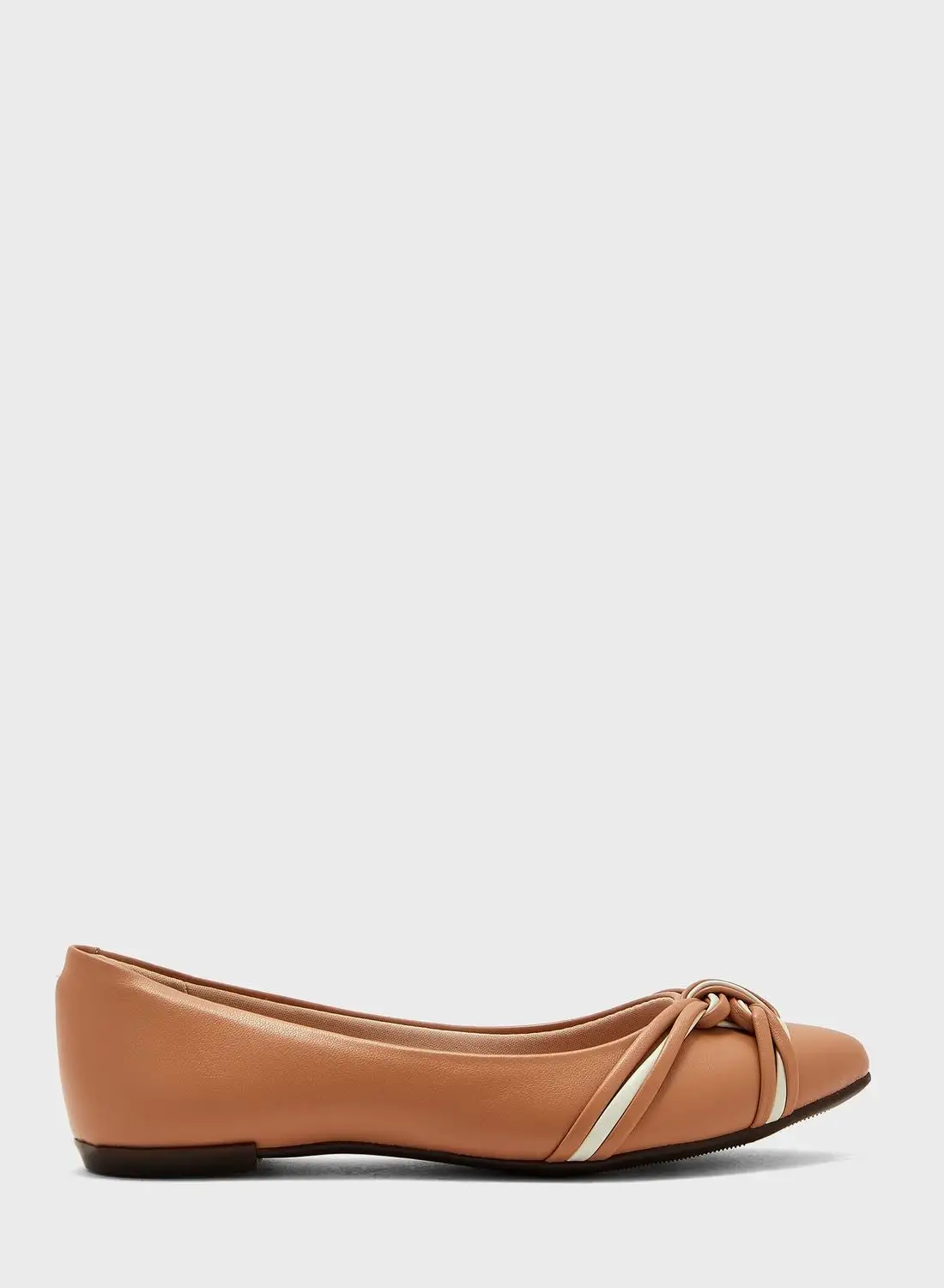 MOLECA Frances Close Toe Ballerinas