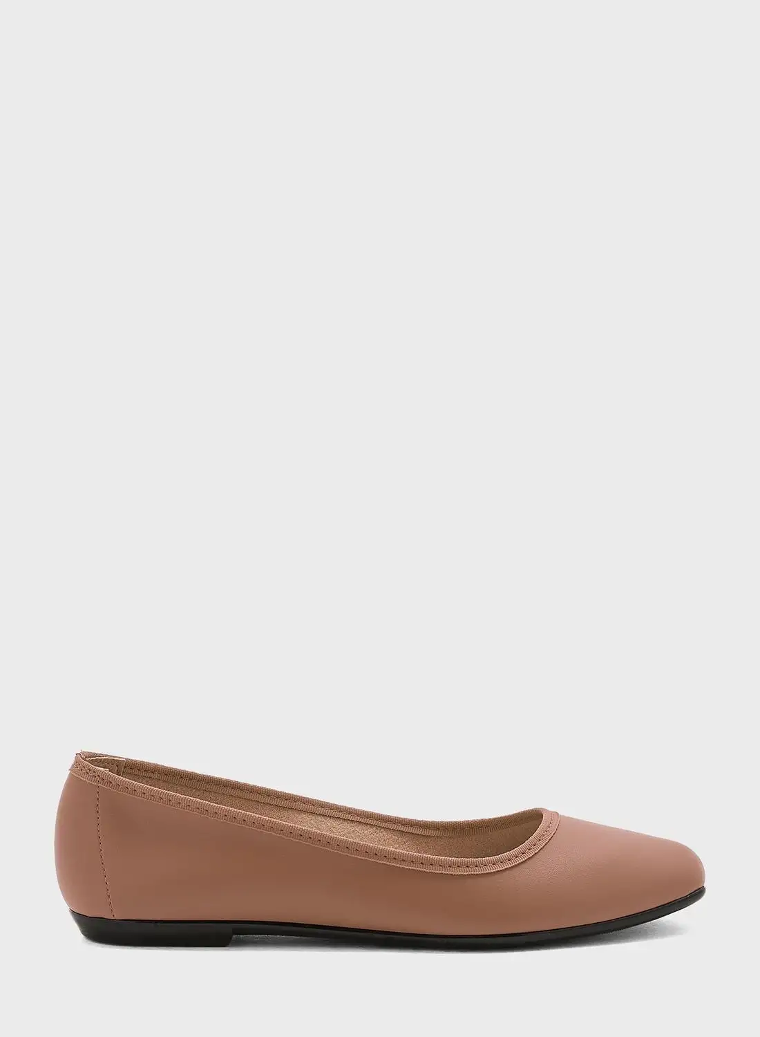 MOLECA Helen Close Toe Ballerinas