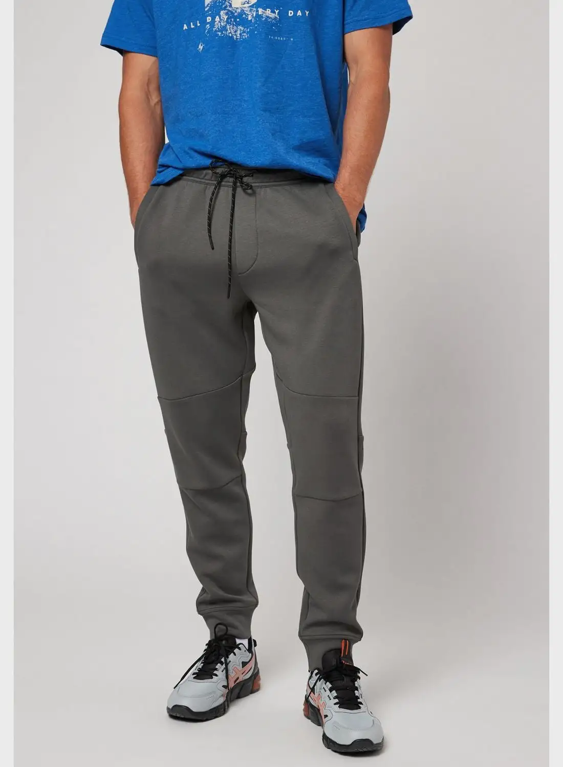 American Eagle Drawstring Cuffed Joggers