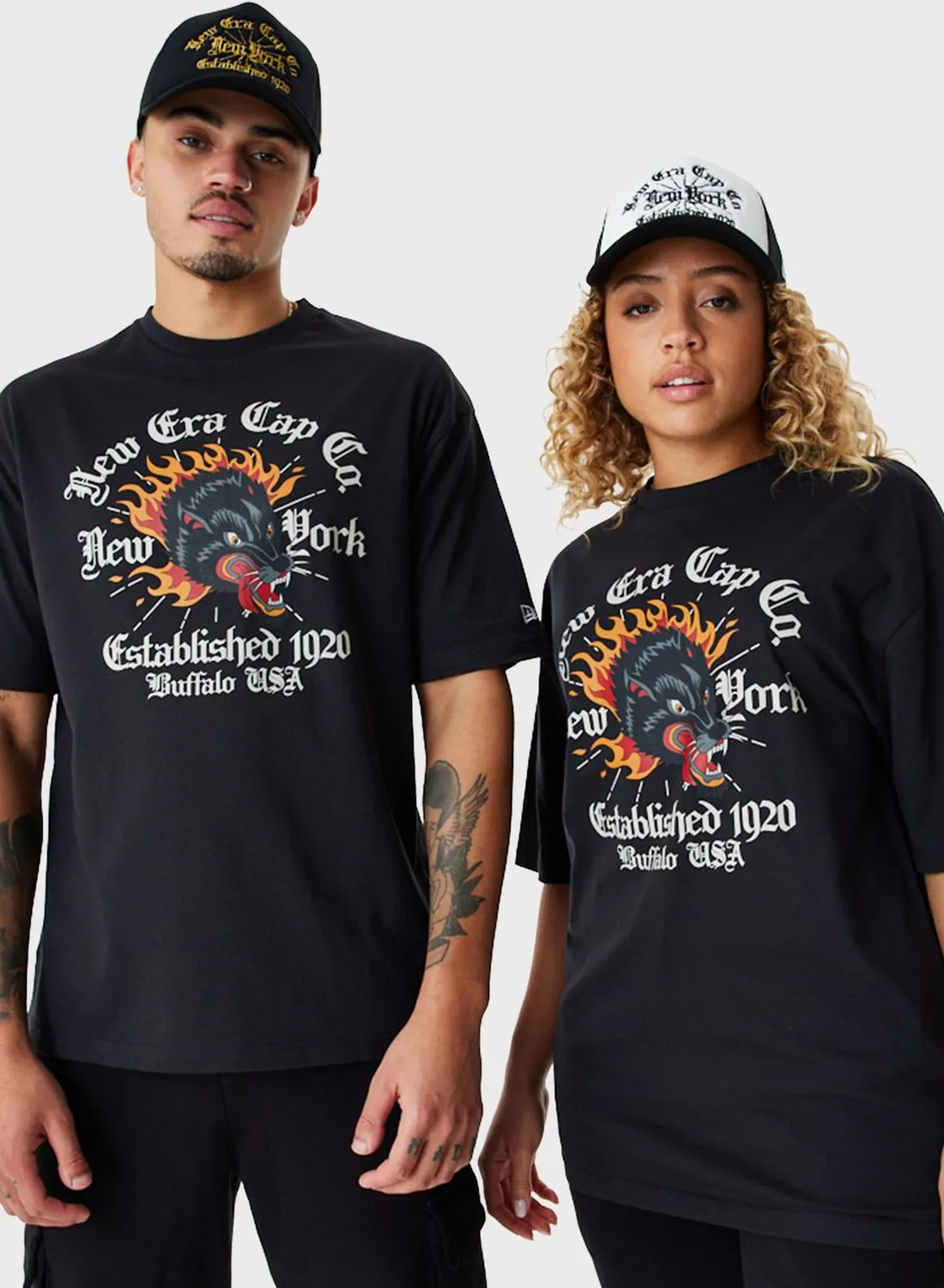 NEW ERA Graphic Oversized T-Shirt