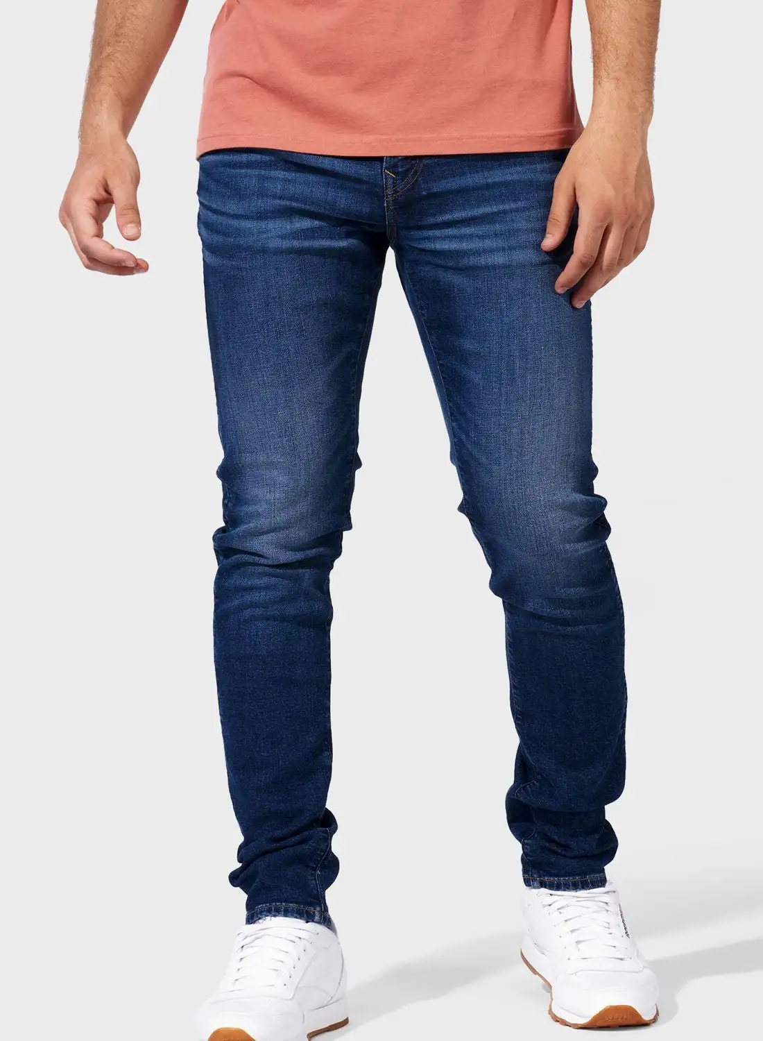 American Eagle Rinse Wash Slim Fit Jeans