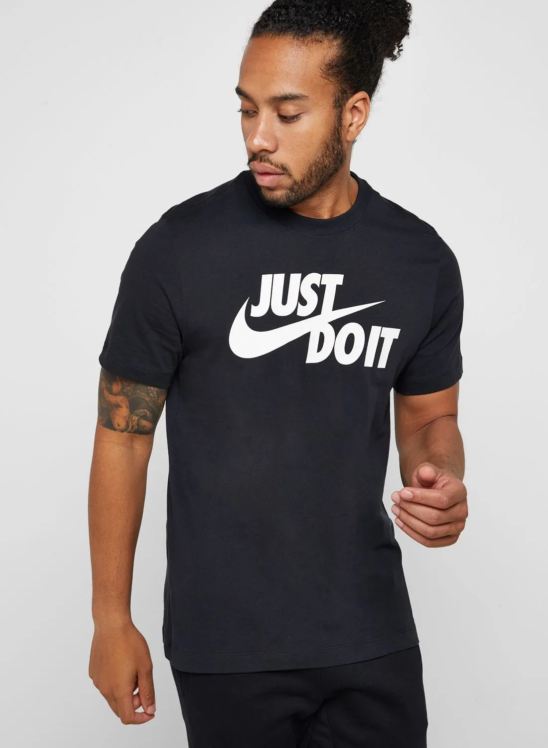 Nike NSW Just Do It Swoosh T-Shirt