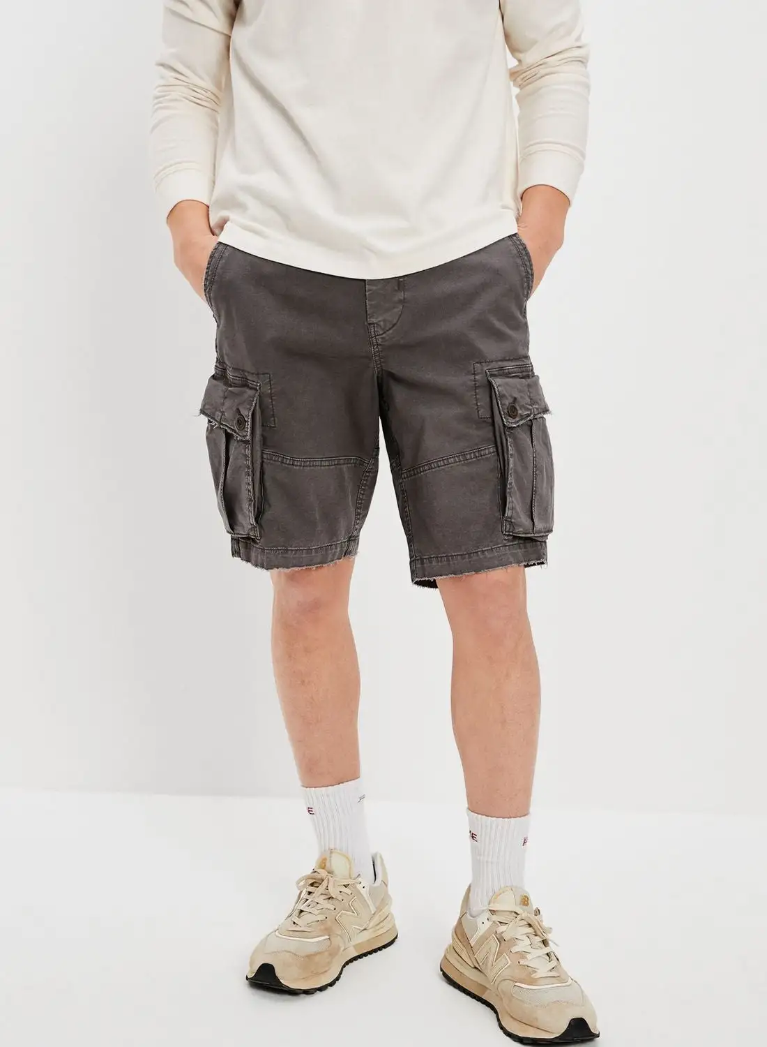 American Eagle Essential Cargo Shorts