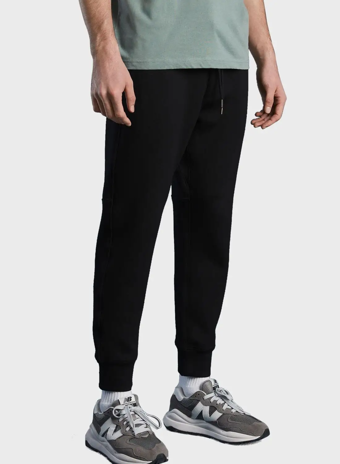 American Eagle Essential Cuffed Sweatpants