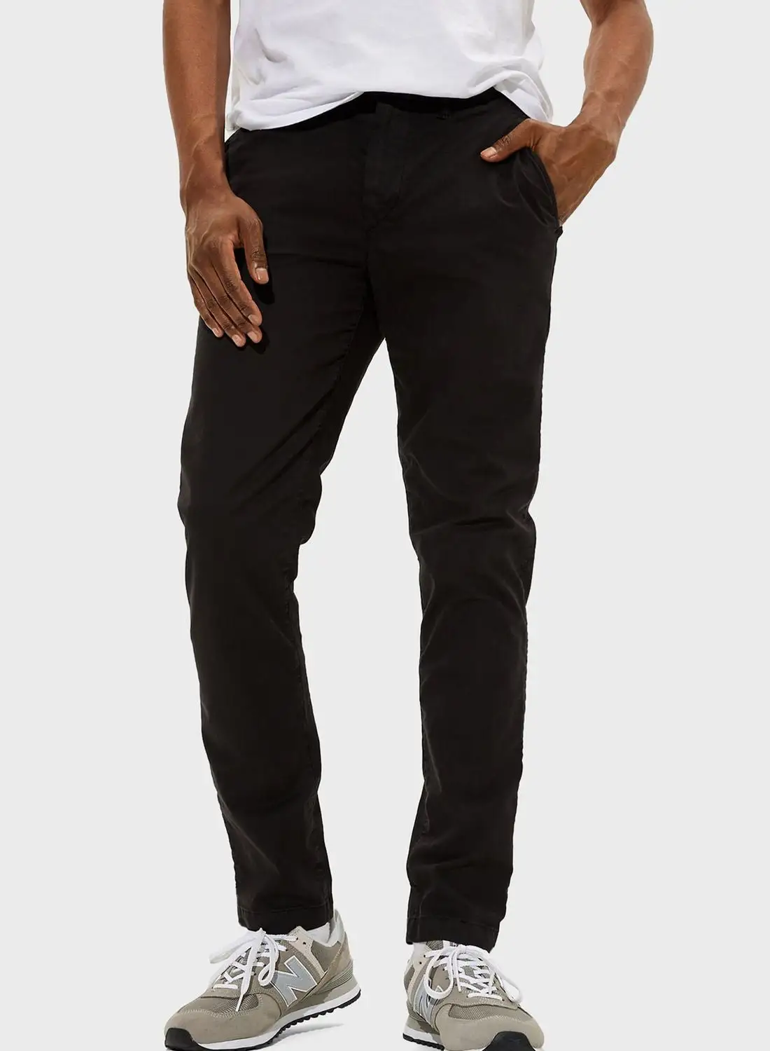 American Eagle Essential Slim Fit Chinos