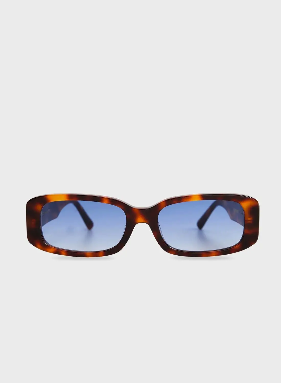 MESSYWEEKEND Roxie-1 Oversized Sunglasses