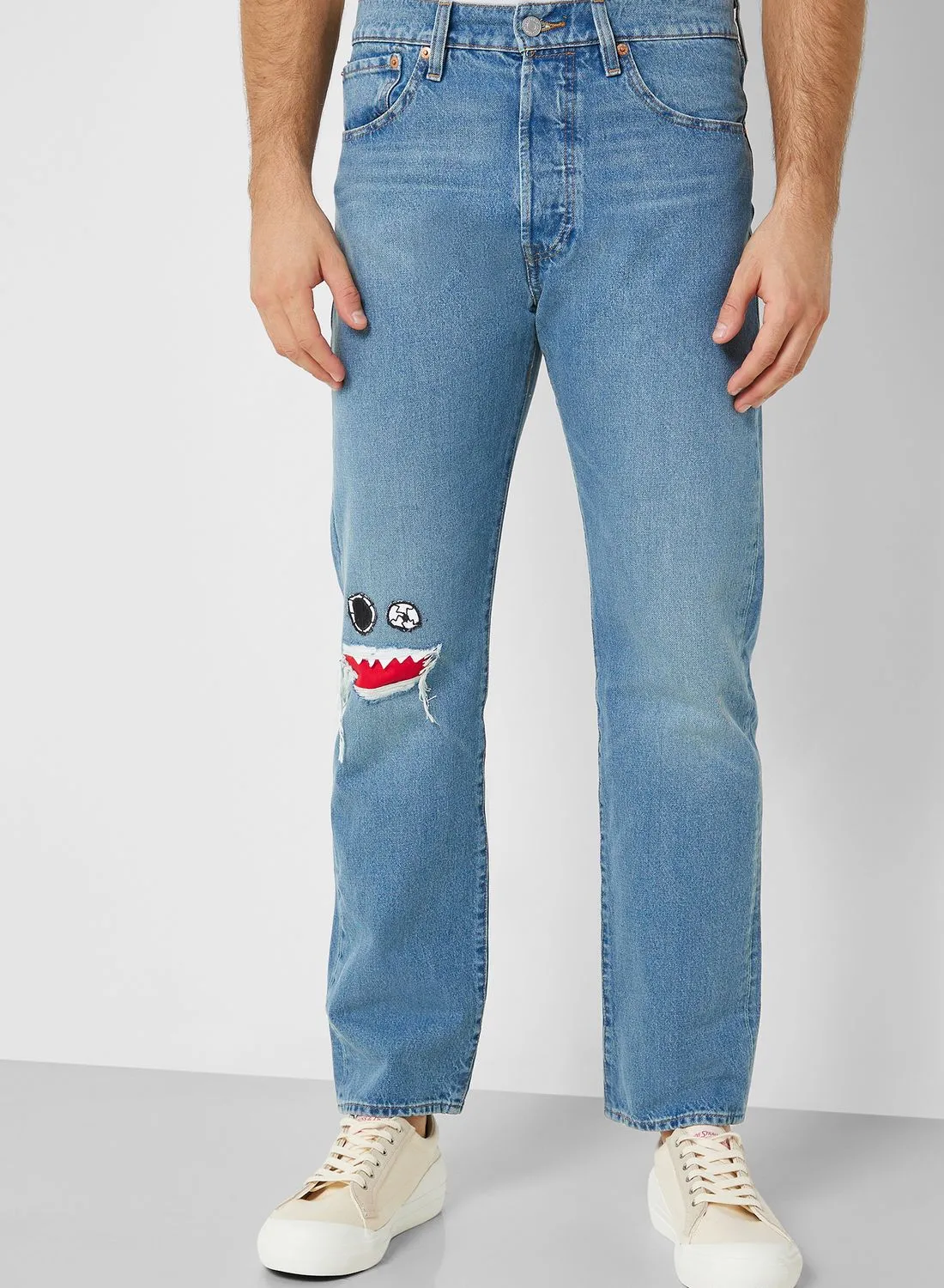 Levi's Light Wash Straight Fit Jeans