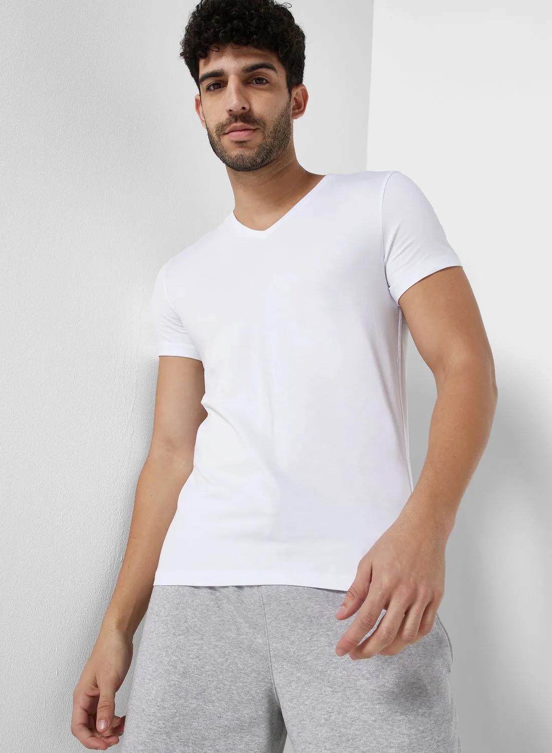 dagi Essential V-Neck T-Shirt