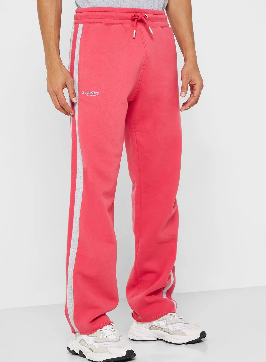 Superdry Essential Relaxed Fit Joggers