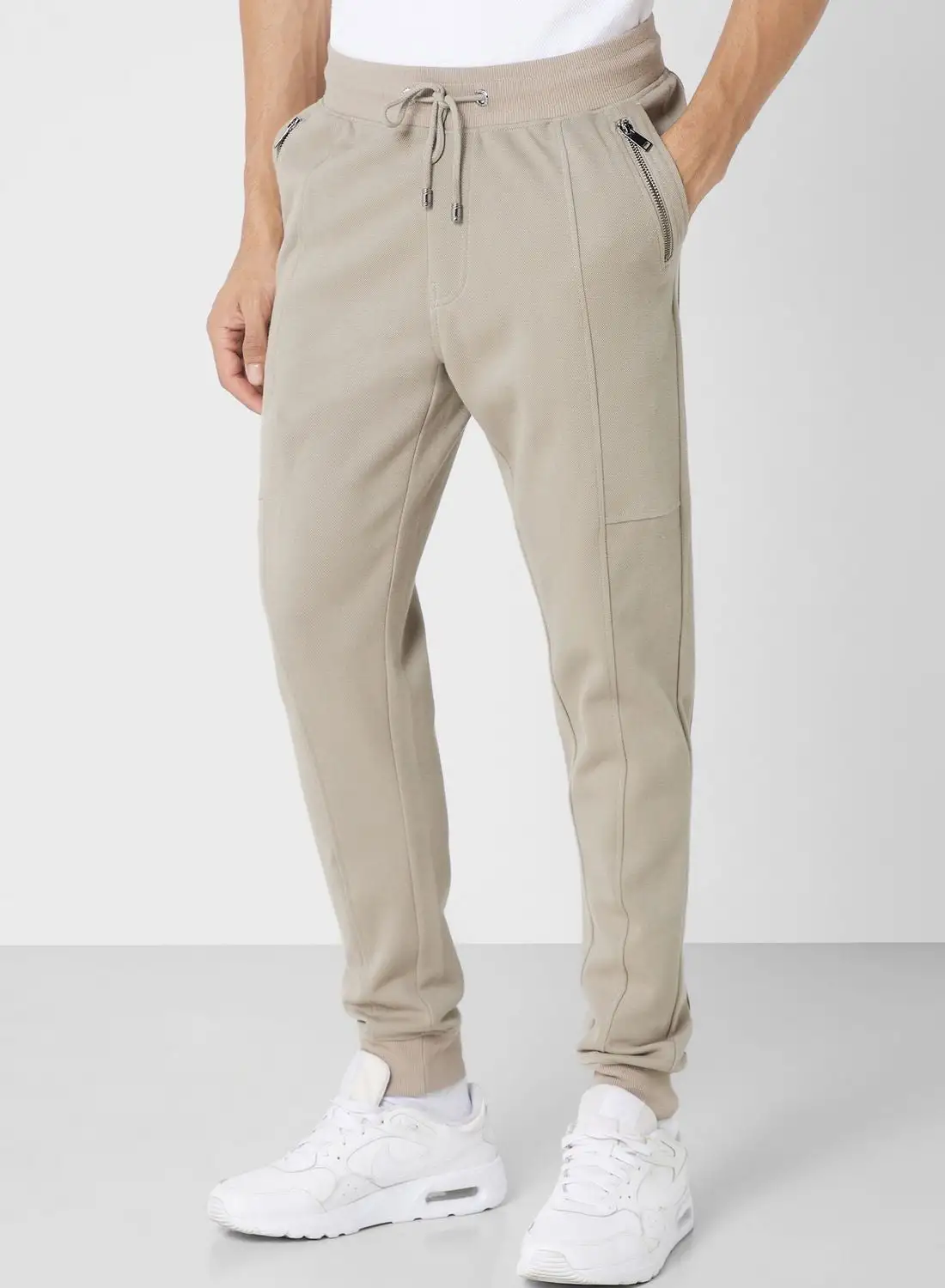 Iconic Essential Sweatpants