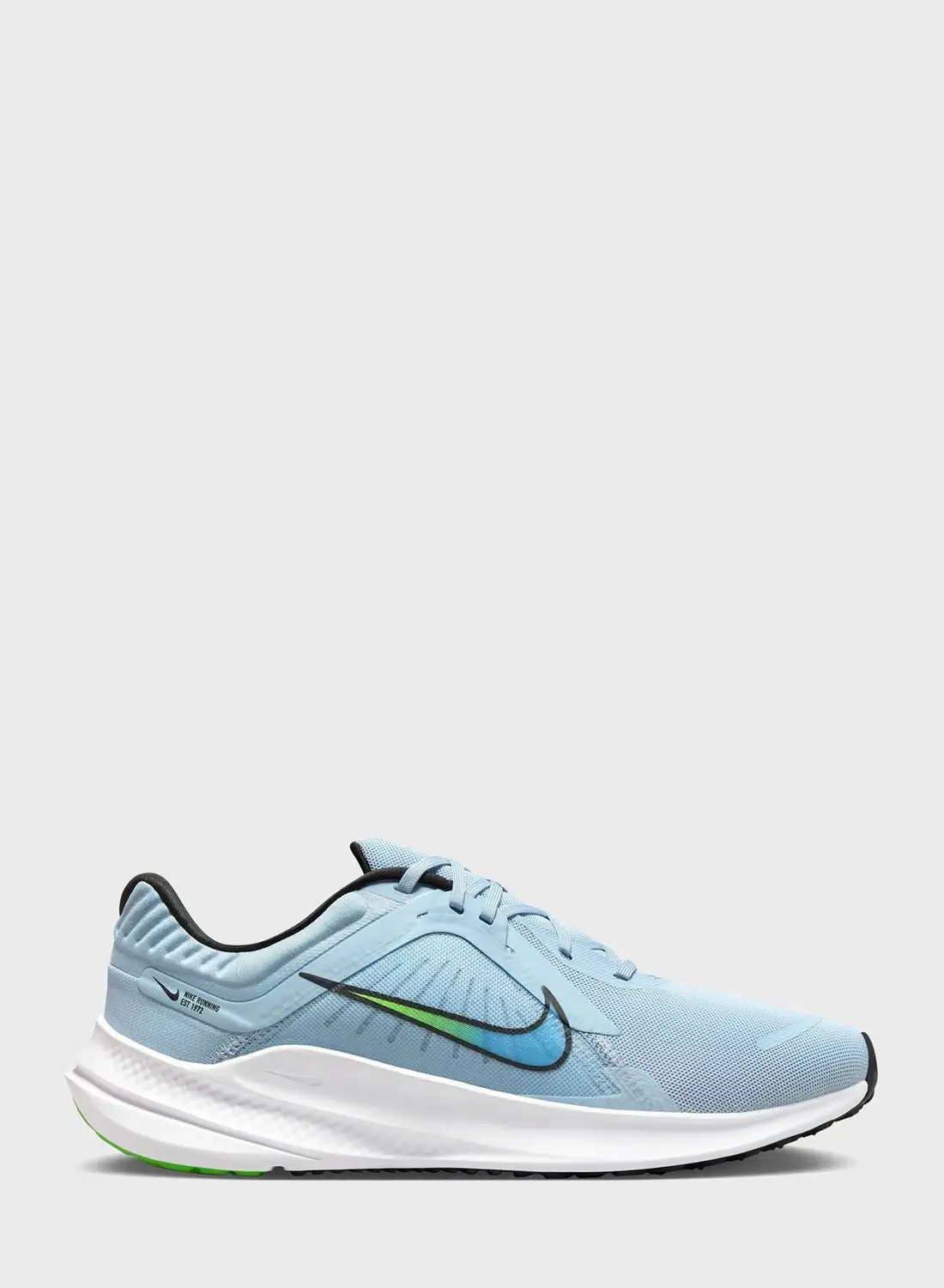 Nike Quest 5