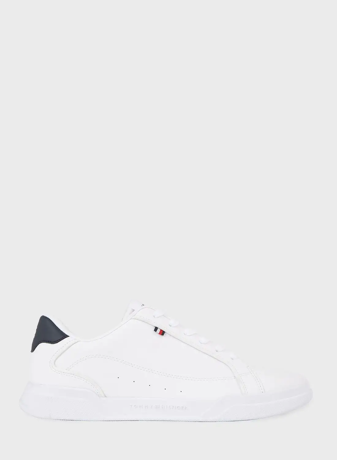 TOMMY HILFIGER Logo Print Lace Up Sneaker