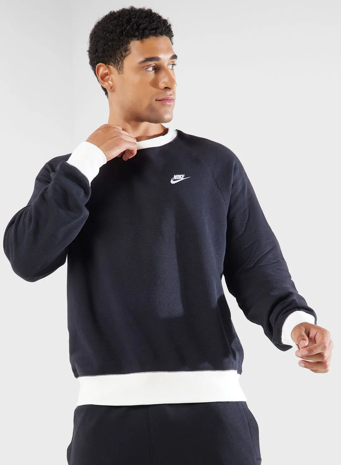 Nike Club Basketball Raglan Crew Sweatshirt