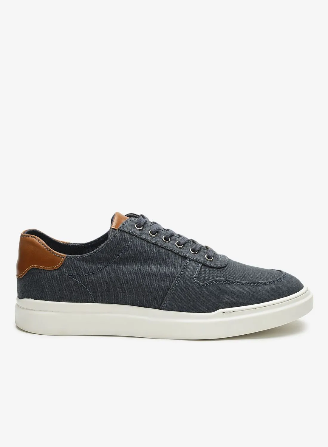 Hush Puppies Low Top Sneakers