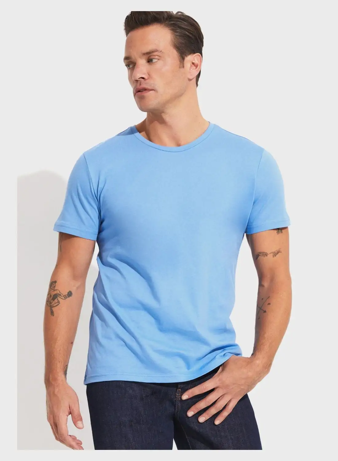 JUNE Essential Crew Neck  Regular Fit  T-Shirt