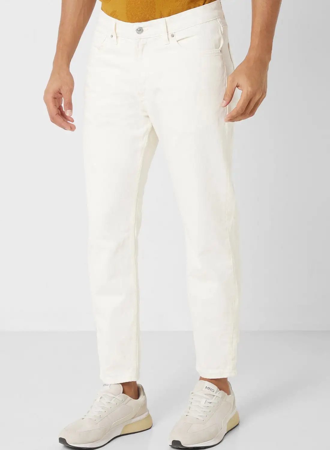 Mango Man Light Wash Trapered Cropped Fit Jeans