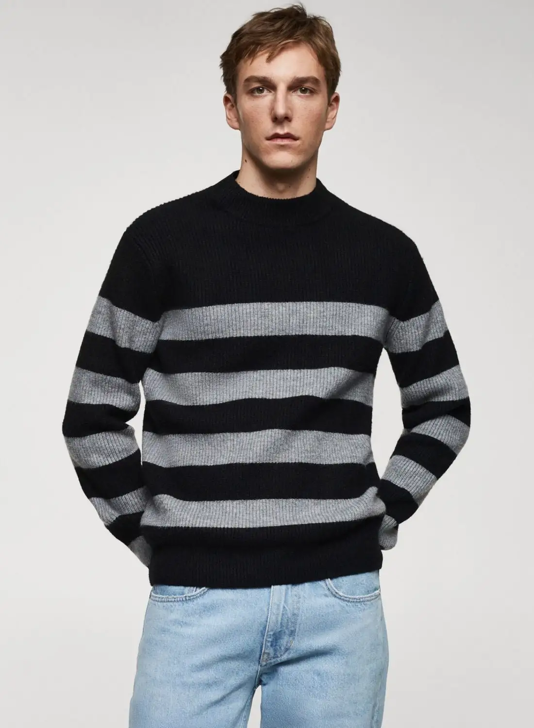 Mango Man Colorblock Crew Neck Sweater