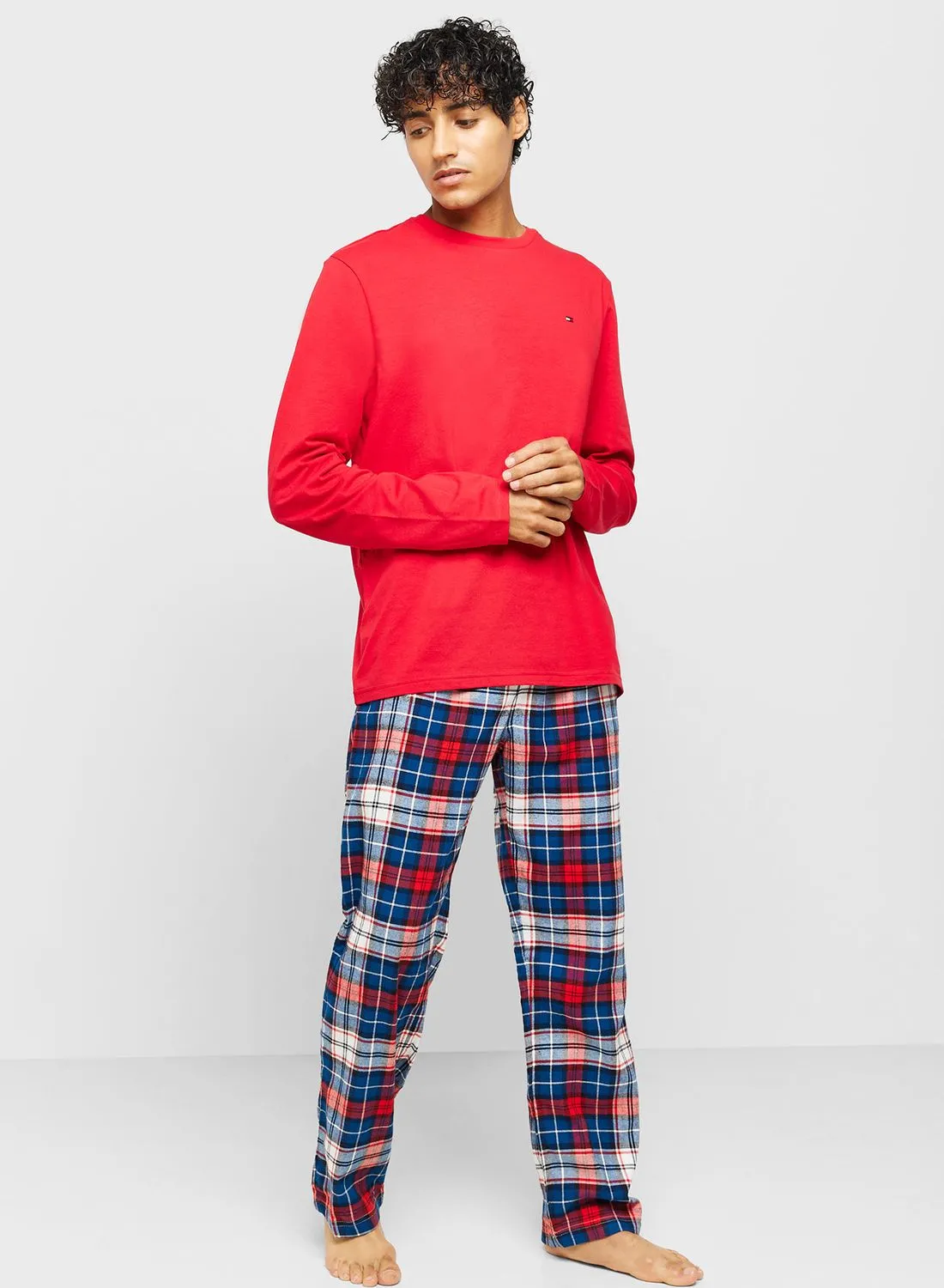 TOMMY HILFIGER Essential Crew Neck T-Shirt And Pyjama Set