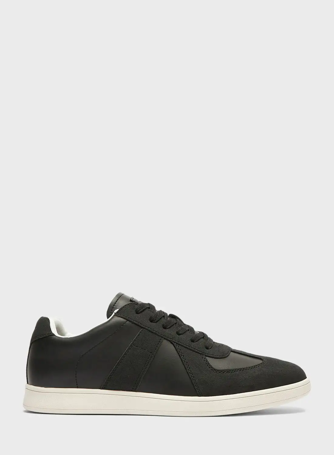 Lee Cooper Lace Up Low Top Sneakers