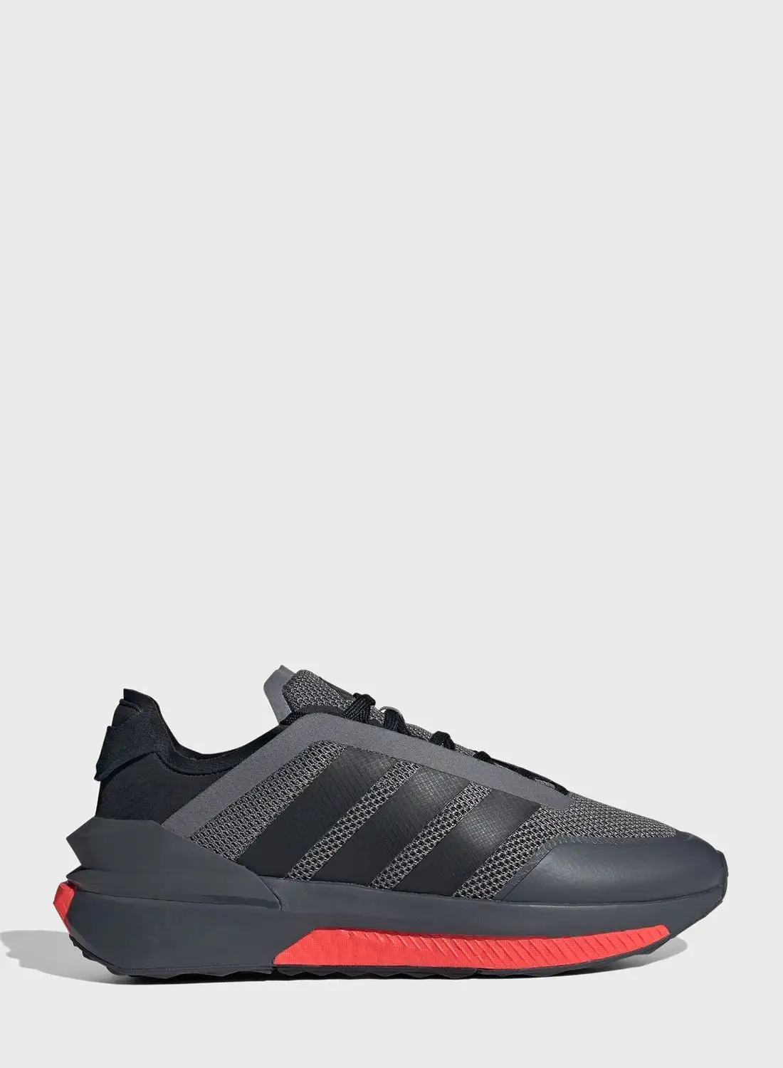 Adidas Avryn