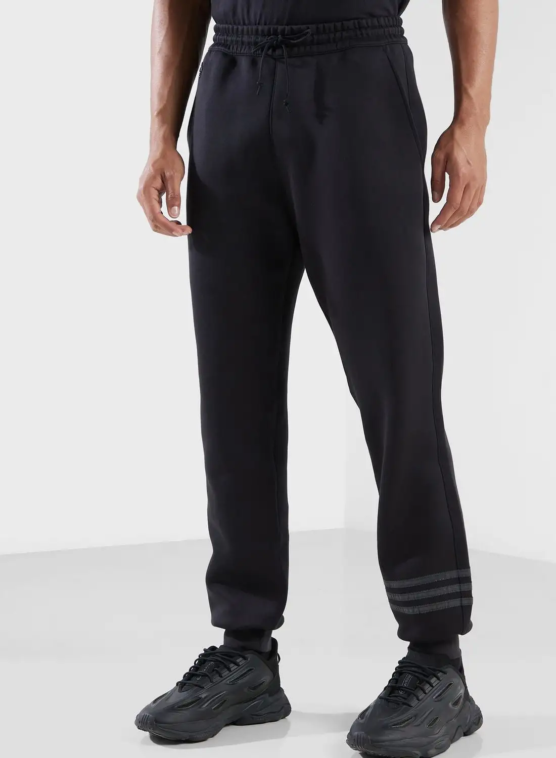 adidas Originals Neuclassic Sweatpants