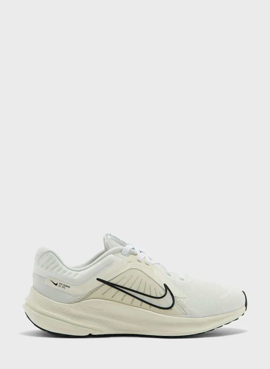 Nike Quest 5