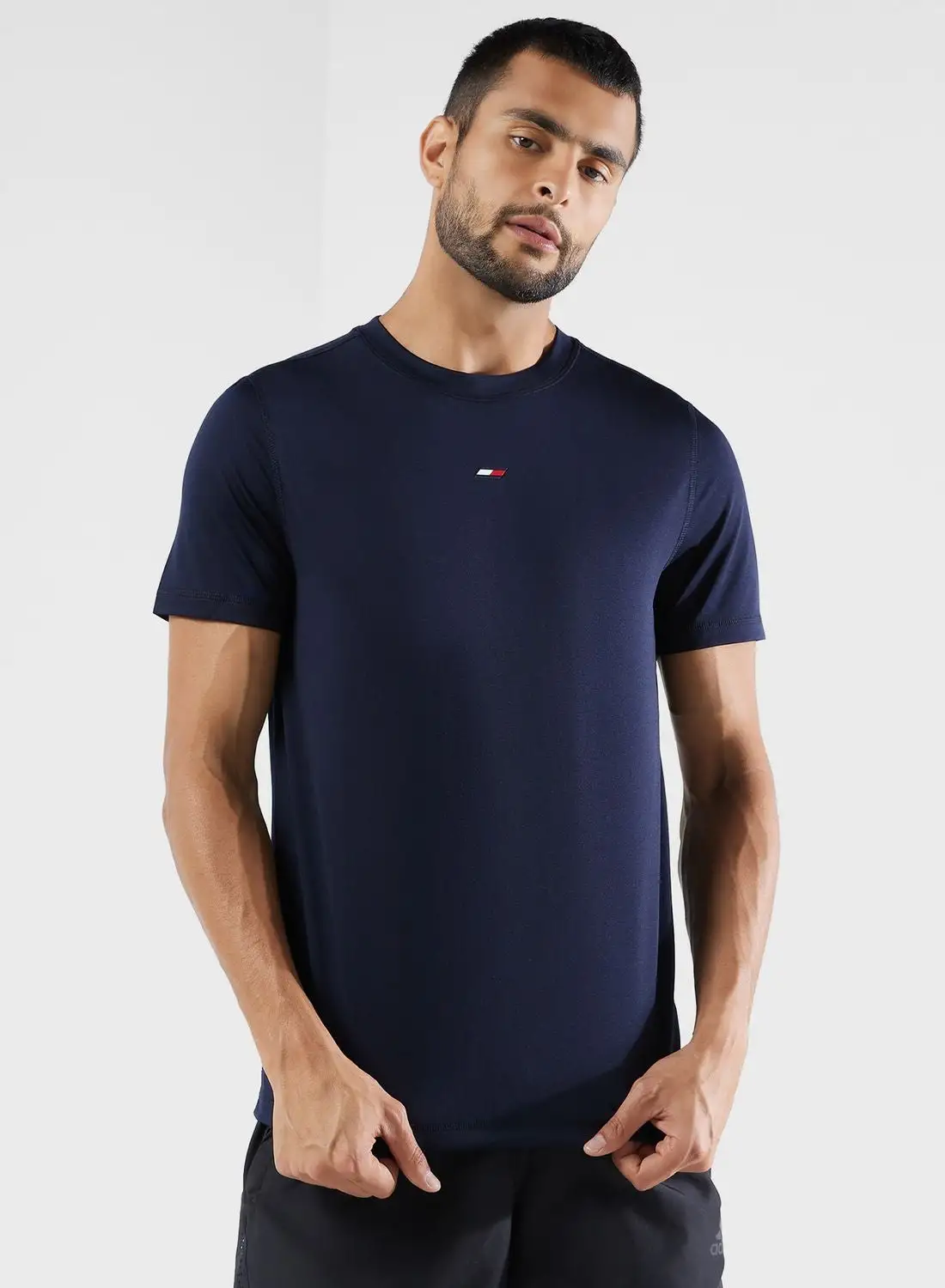 TOMMY HILFIGER Essential Training Logo T-Shirt