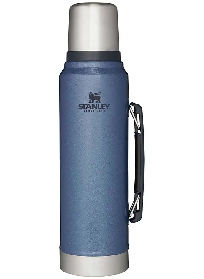 Stanley Classic Legendary Bottle 1L / 1.1QT Hammertone Lake – BPA FREE Stainless Steel Thermos | Keeps Cold or Hot for 24 Hours | Leakproof Lid Doubles as Cup | Dishwasher Safe | Lifetime Warranty